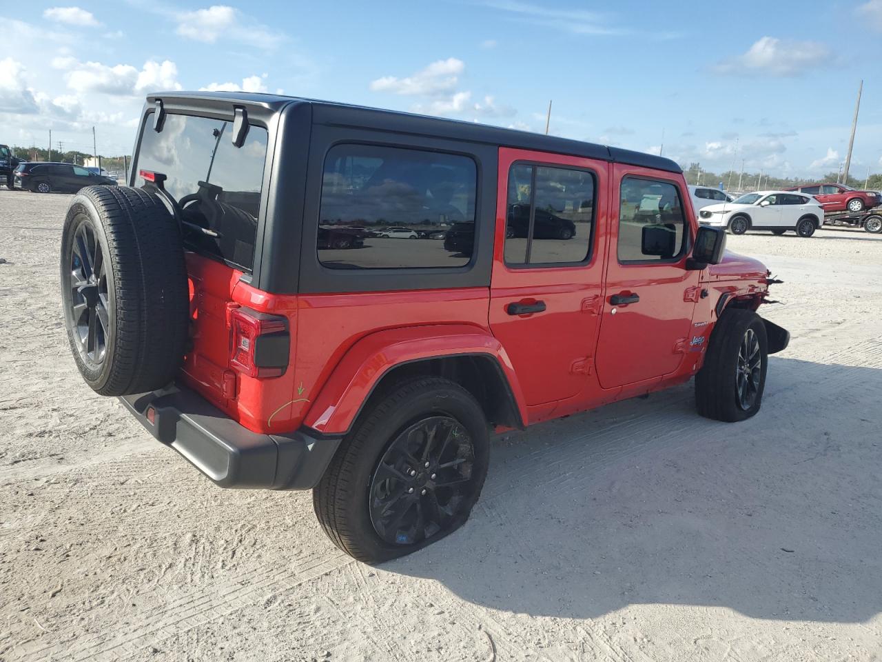 Изображение 3 2022 JEEP WRANGLER UNLIMITED SAHARA 4XE 2022 с VIN 1C4JJXP60NW170013