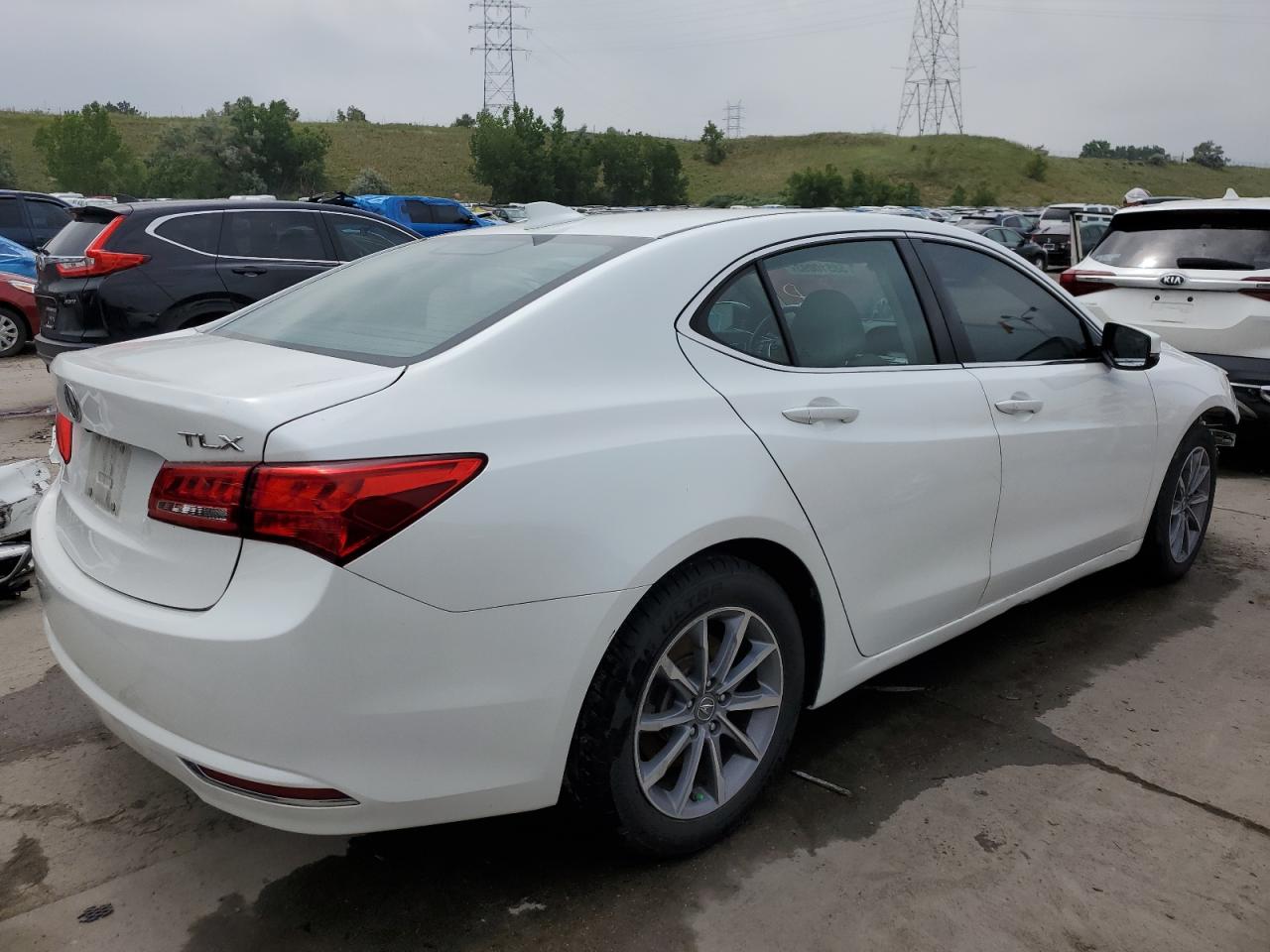 Изображение 3 Acura Tlx 2018 с VIN 19UUB1F31JA009208