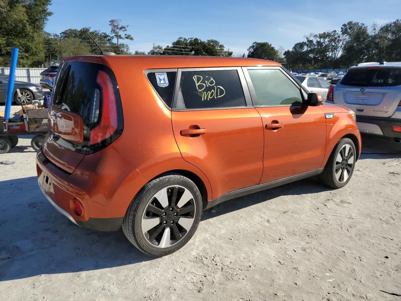 Obraz 3 z 2018 KIA SOUL + 2018 z VIN KNDJP3A5XJ7586419