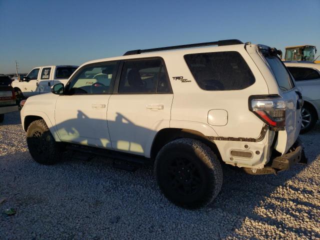 Изображение 2 2020 TOYOTA 4RUNNER SR5/SR5 PREMIUM 2020 с VIN JTEBU5JR5L5836882
