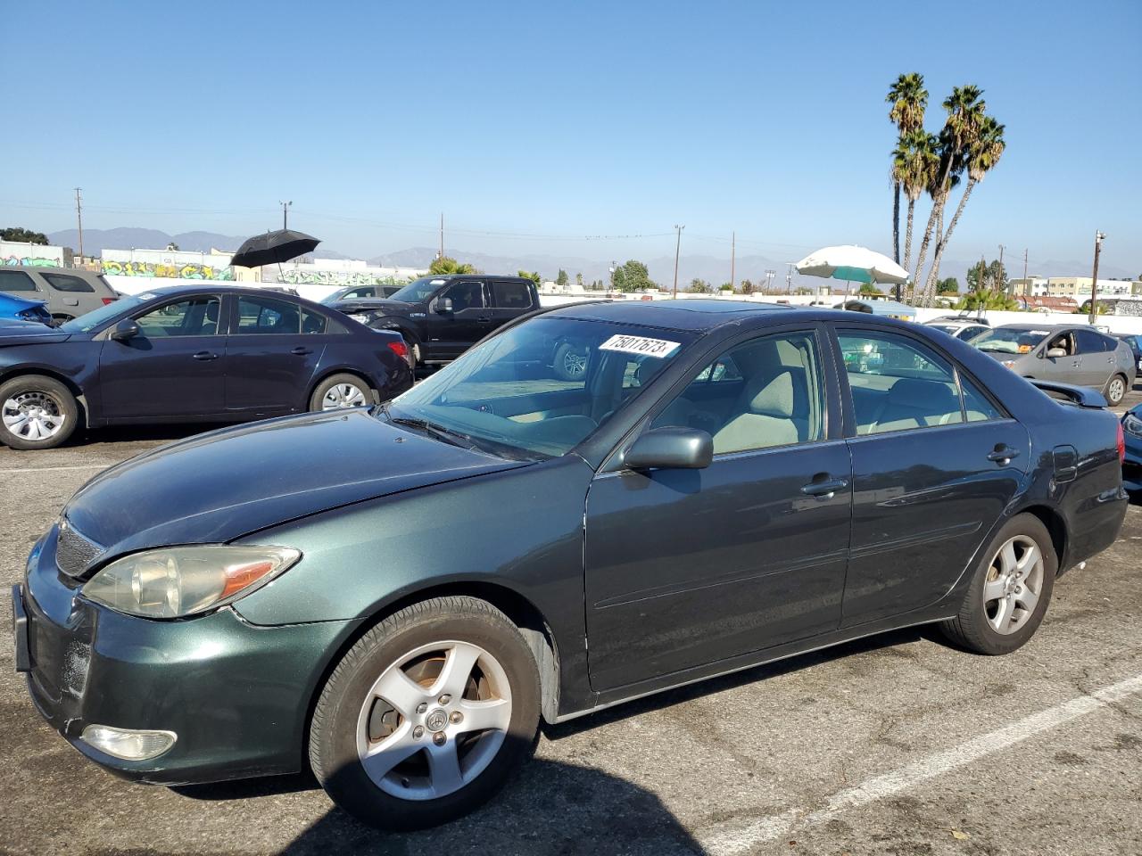 Obraz 1 z 2003 TOYOTA CAMRY LE 2003 z VIN 4T1BF32K33U564354