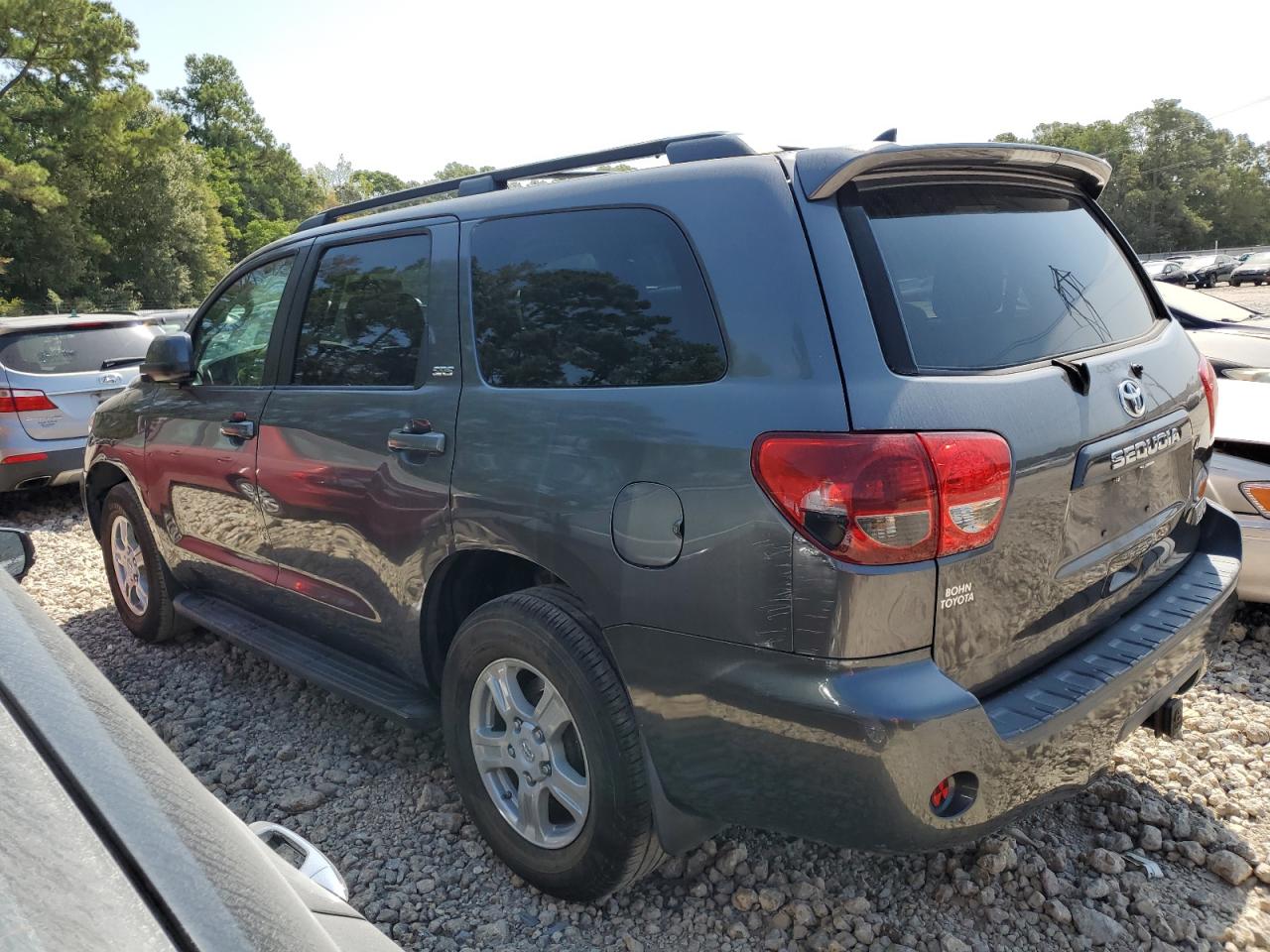Image 2 of 2012 TOYOTA SEQUOIA SR5 2012 with VIN 5TDZY5G10CS039992