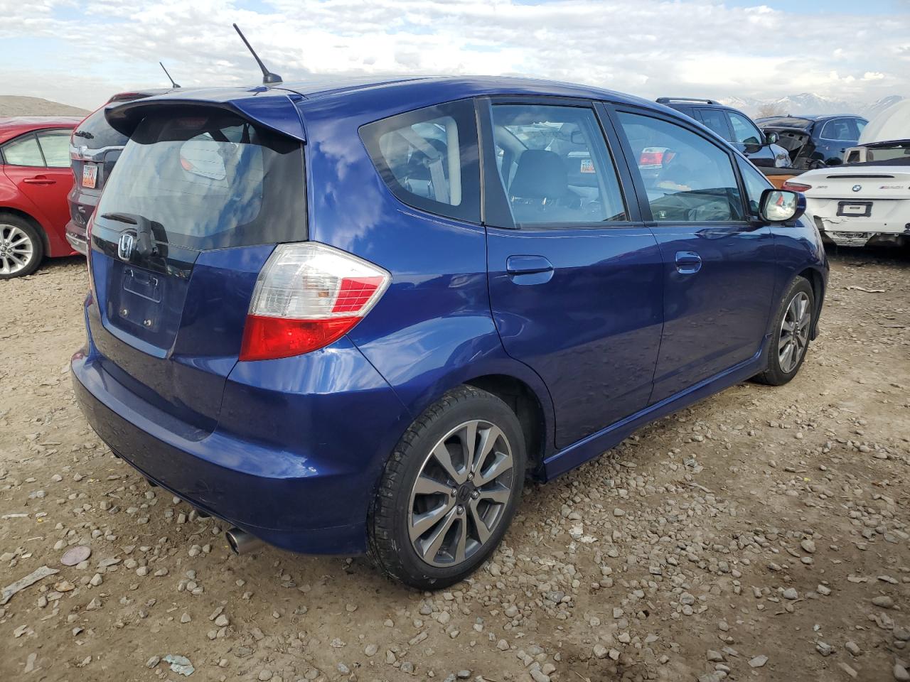Image 3 of 2013 HONDA FIT SPORT 2013 with VIN JHMGE8H5XDC004297