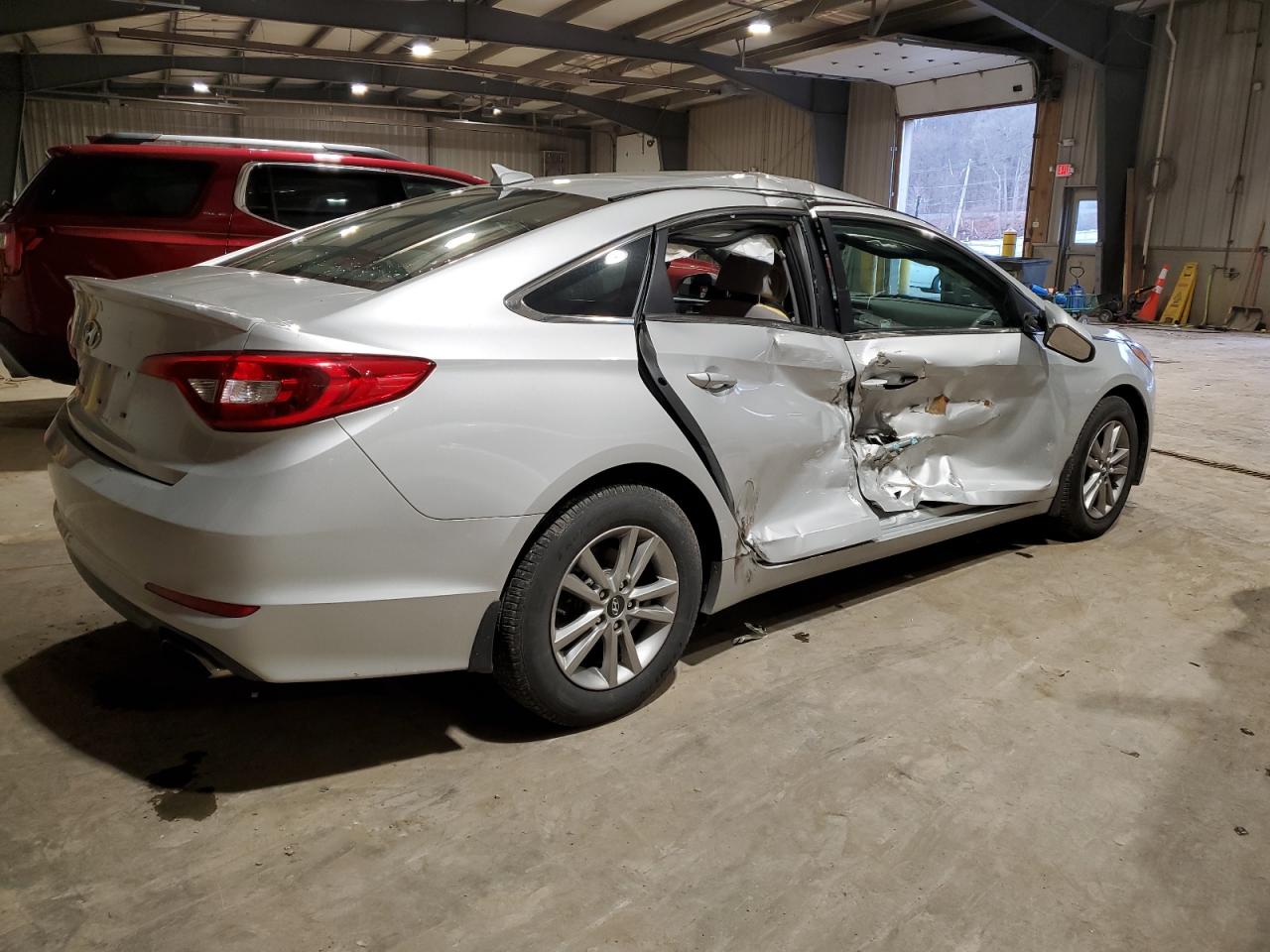 Obraz 3 z 2015 HYUNDAI SONATA SE 2015 z VIN 5NPE24AF9FH161369