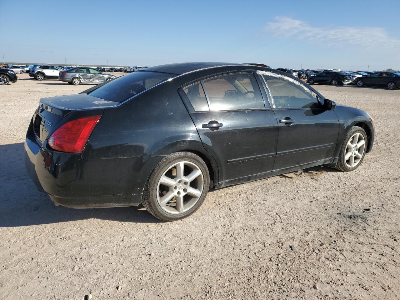 Obraz 3 z 2004 NISSAN MAXIMA SE 2004 z VIN 1N4BA41E74C921911