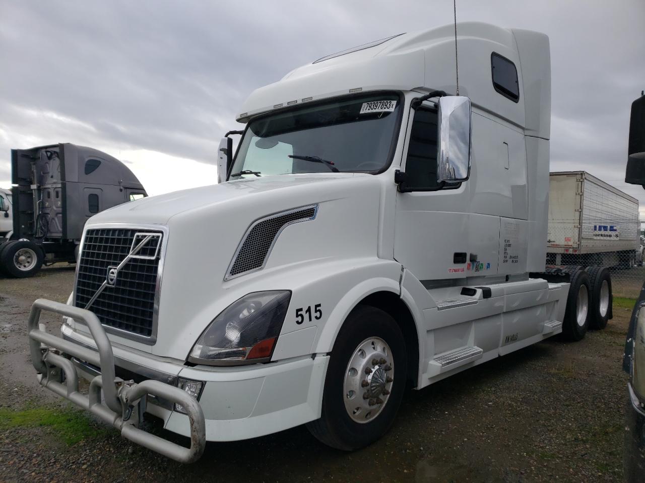 Изображение 2 2013 VOLVO VN VNL 2013 с VIN 4V4NC9TJ1DN140335