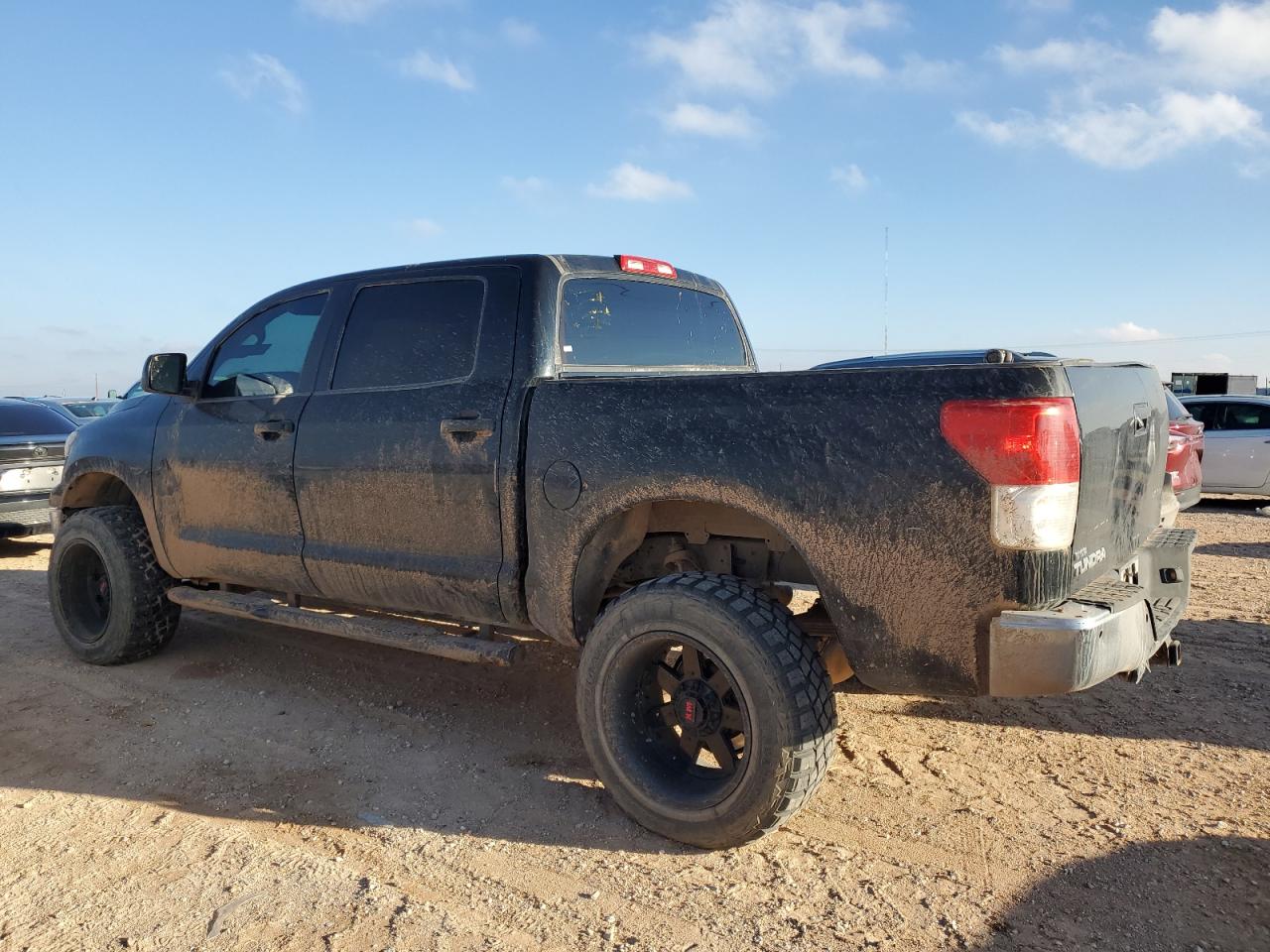 Изображение 2 2012 TOYOTA TUNDRA CREWMAX SR5 2012 с VIN 5TFEY5F19CX127529