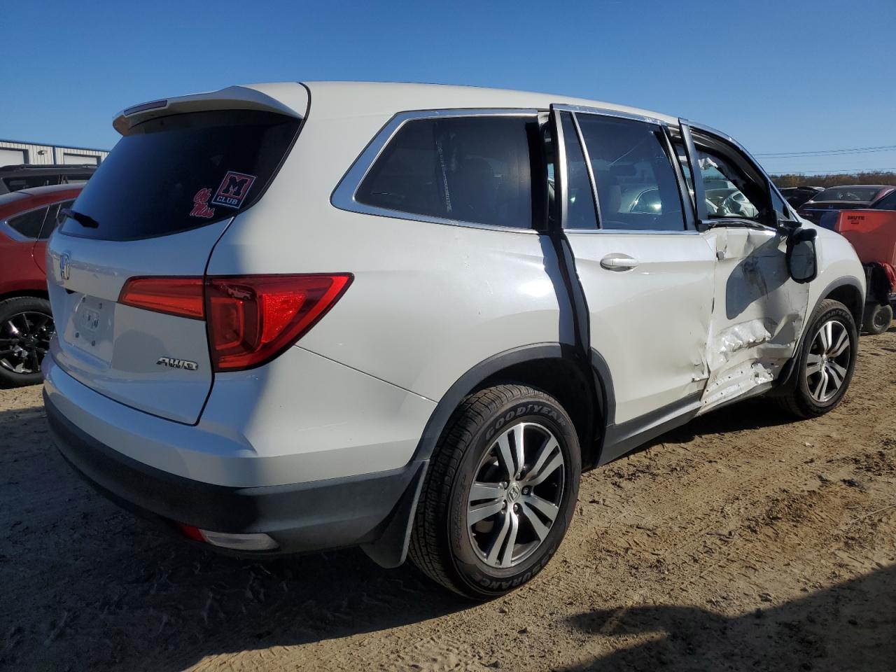 Obraz 3 z 2016 HONDA PILOT EX 2016 z VIN 5FNYF6H36GB033518