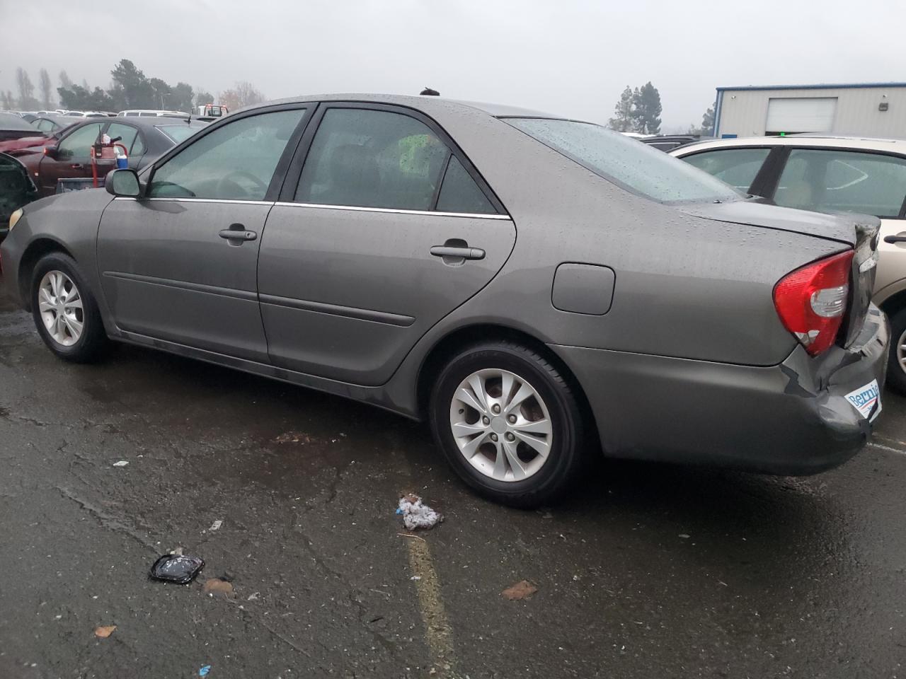 Изображение 2 2004 TOYOTA CAMRY LE 2004 с VIN 4T1BF30K54U569916