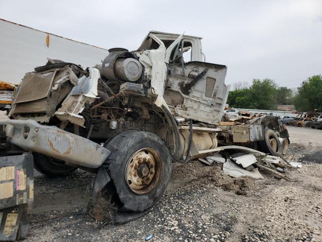 Image 2 of 2006 STERLING TRUCK L 9500 2006 with VIN 2FZHAZDE26AV51301