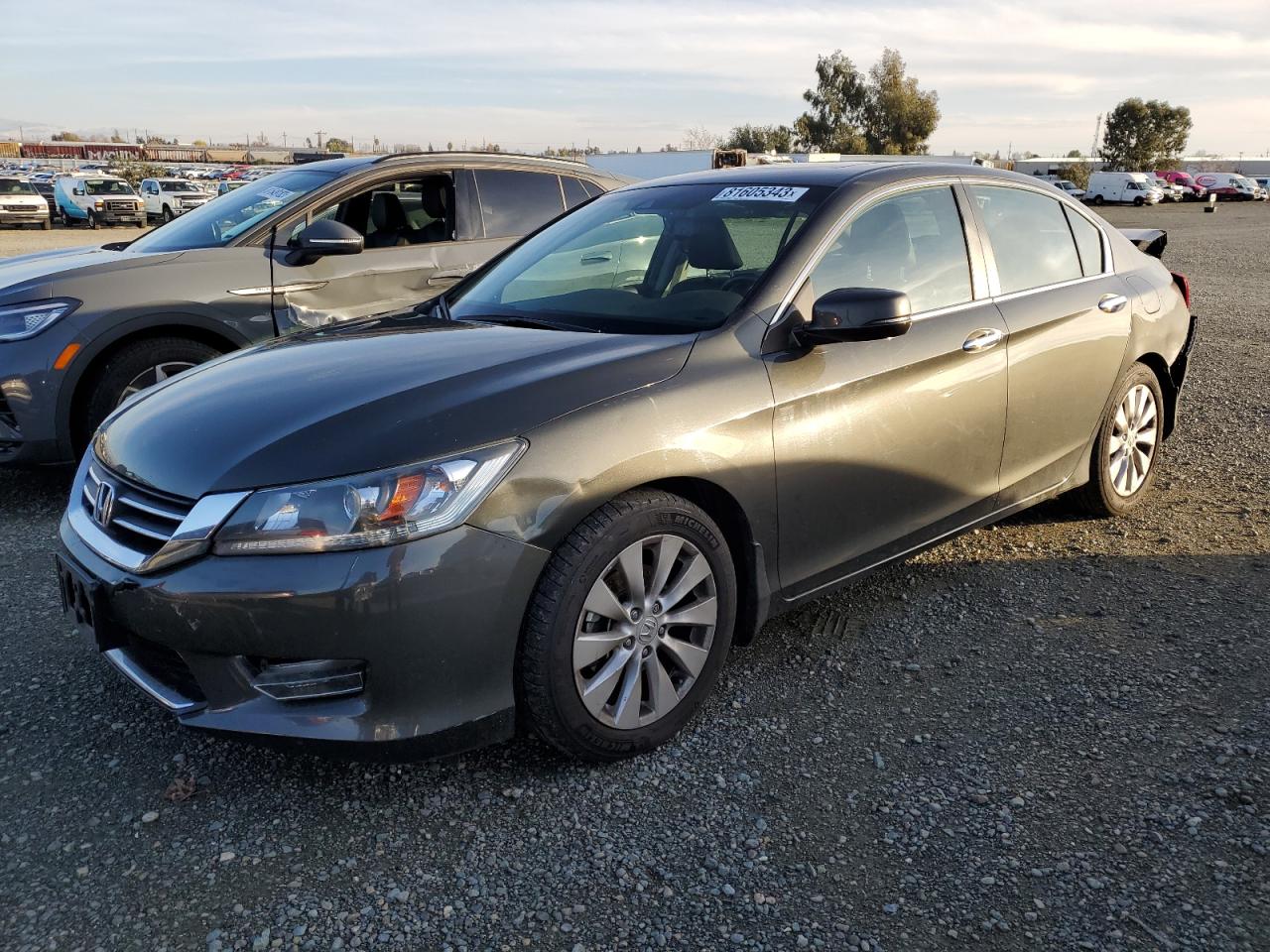 Image 1 of 2013 HONDA ACCORD EXL 2013 with VIN 1HGCR2F87DA140219