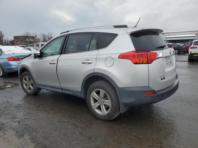 Obraz 2 z 2015 TOYOTA RAV4 XLE 2015 z VIN 2T3RFREV2FW338258