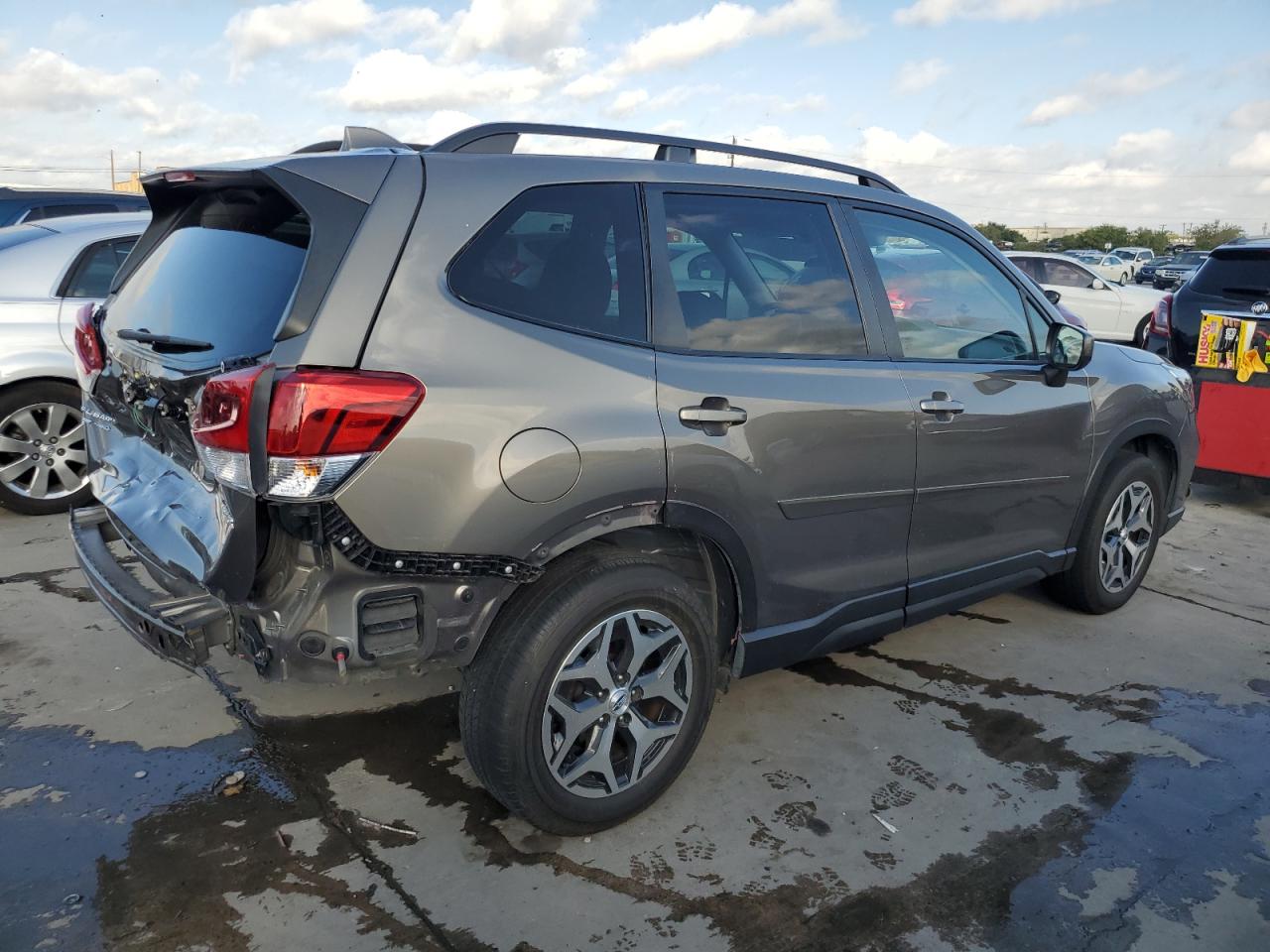 Image 3 of 2020 SUBARU FORESTER PREMIUM 2020 with VIN JF2SKAGC6LH595890