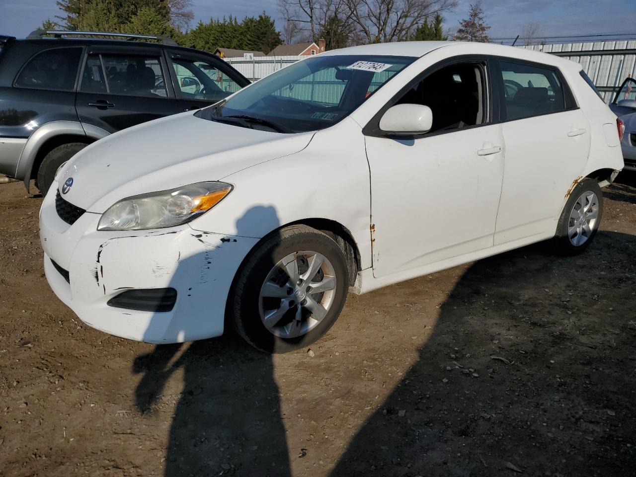 Image 1 of 2011 TOYOTA COROLLA MATRIX  2011 with VIN 2T1KU4EE3BC680977
