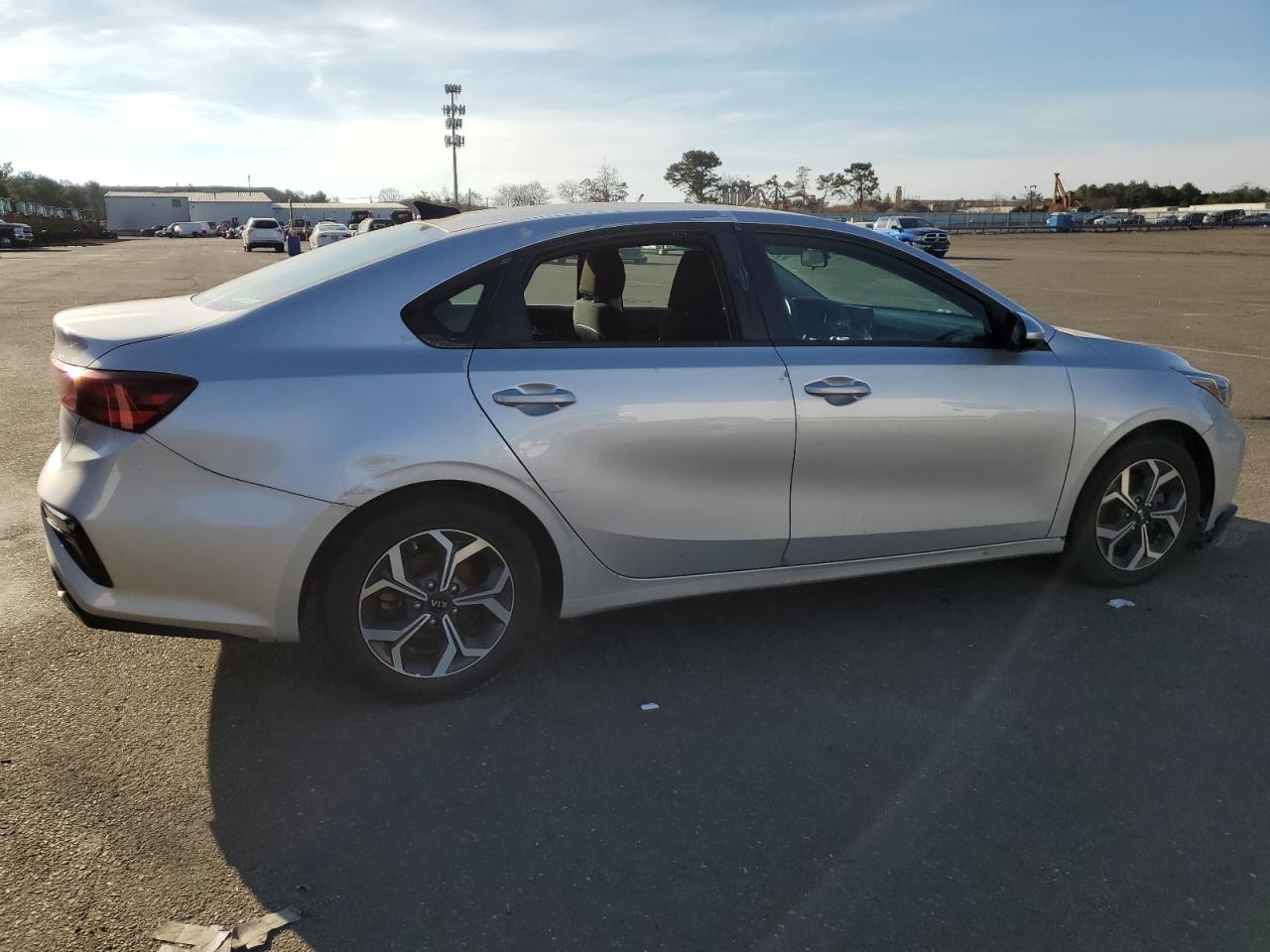 Obraz 3 z 2020 KIA FORTE FE 2020 z VIN 3KPF24AD3LE151150