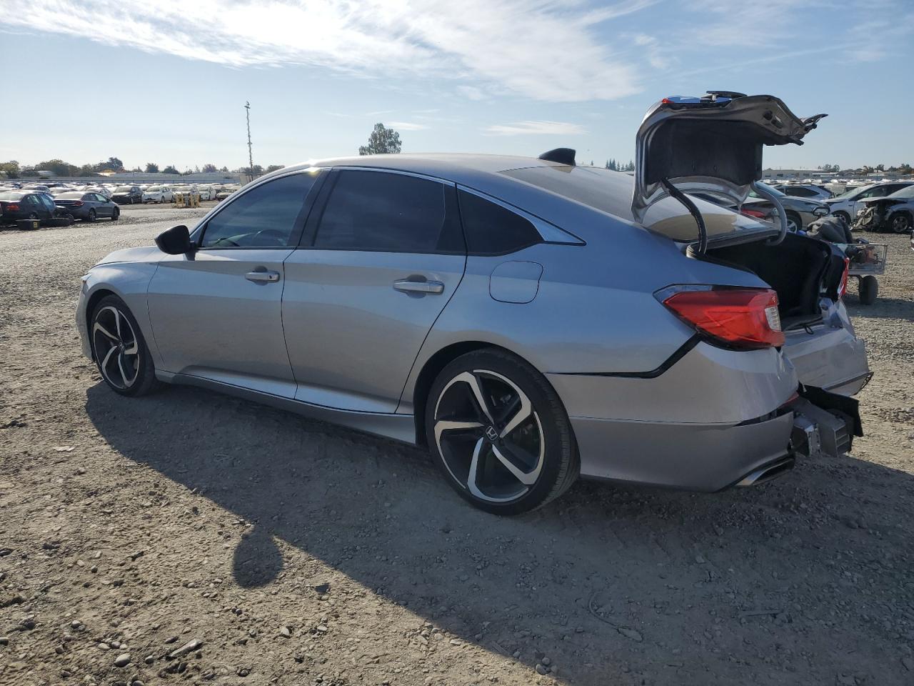 Изображение 2 2021 HONDA ACCORD SPORT 2021 с VIN 1HGCV1F32MA069988