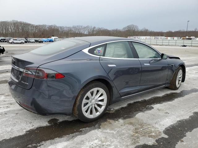 Obraz 3 z 2020 TESLA MODEL S  2020 z VIN 5YJSA1E24LF358018