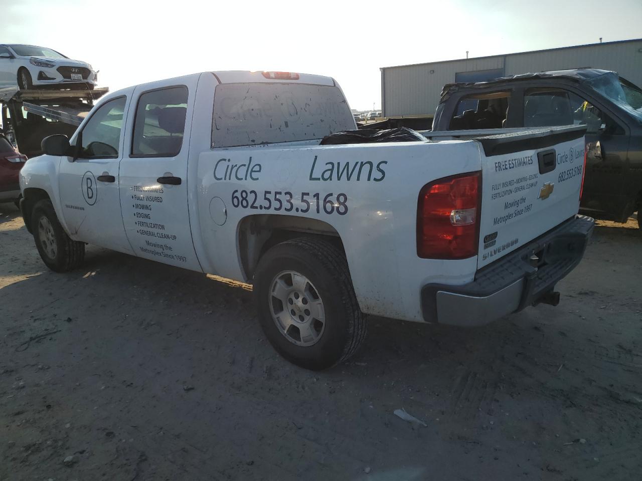 Image 2 of 2012 CHEVROLET SILVERADO C1500 2012 with VIN 3GCPCPEA2CG168500