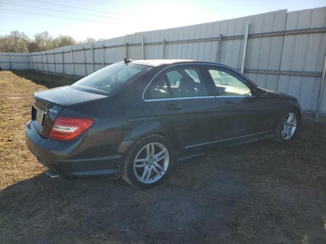Image 3 of 2012 MERCEDES-BENZ C 300 4MATIC 2012 with VIN WDDGF8BB4CA629887