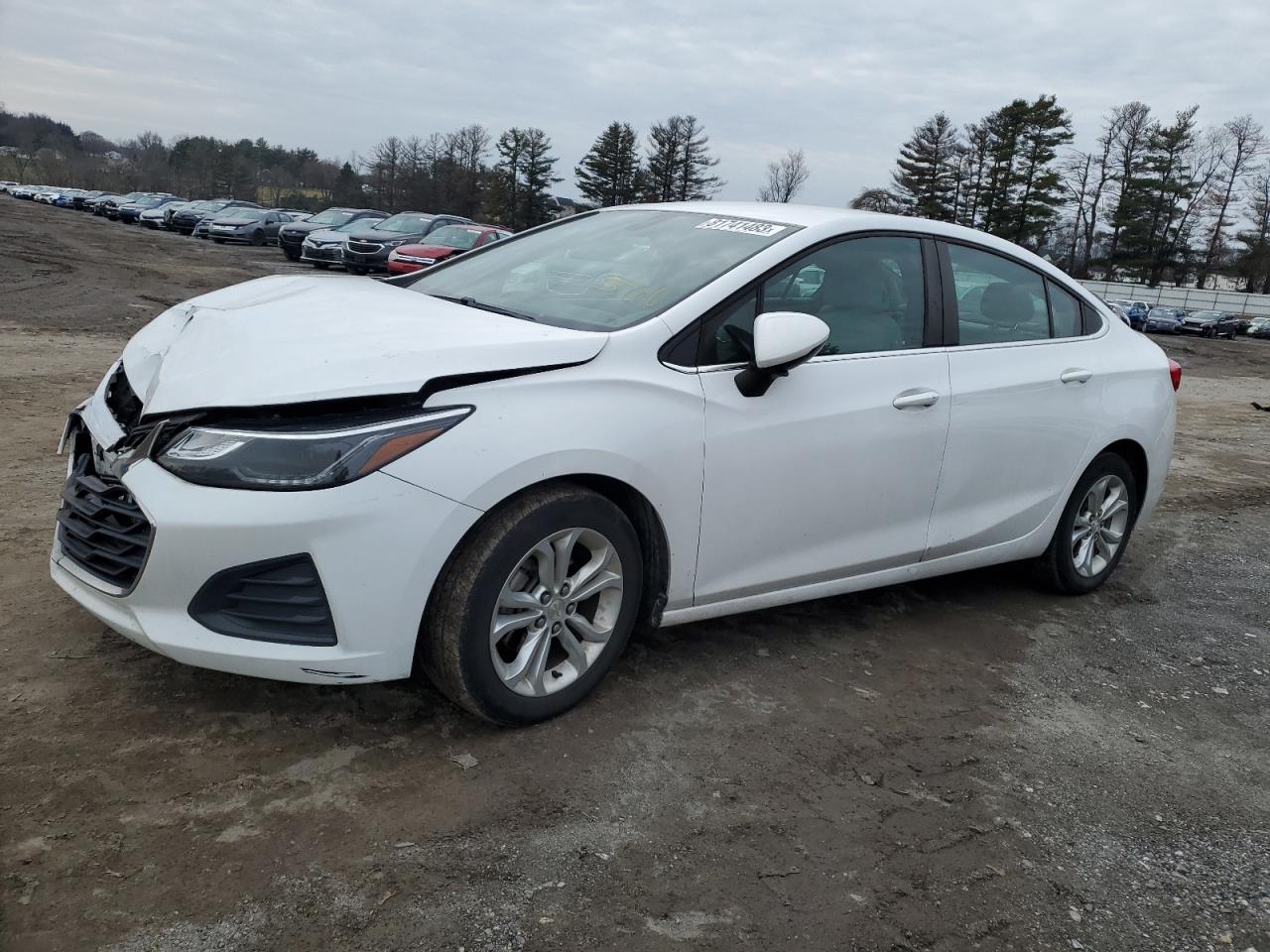 Obraz 1 z 2019 CHEVROLET CRUZE LT 2019 z VIN 1G1BE5SM1K7131173