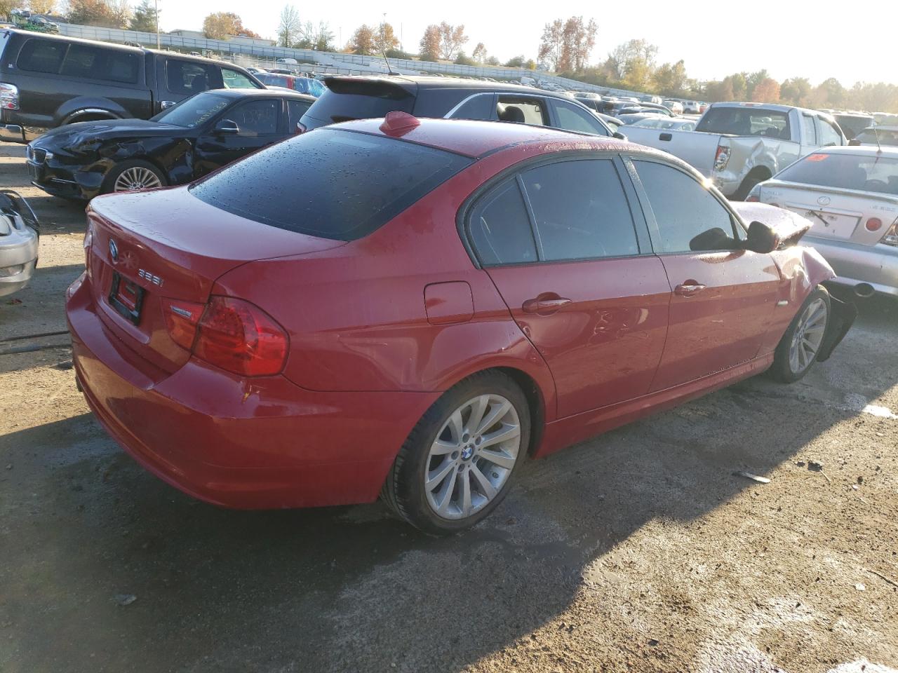 Image 3 of 2009 BMW 328 I 2009 with VIN WBAPH77529NM29963