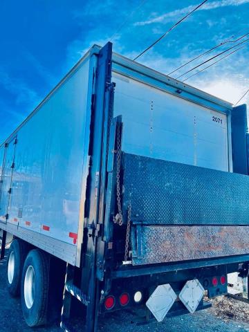 Image 3 of 2008 STERLING TRUCK LT 8500 2008 with VIN 2FZHAWBS68AZ83206