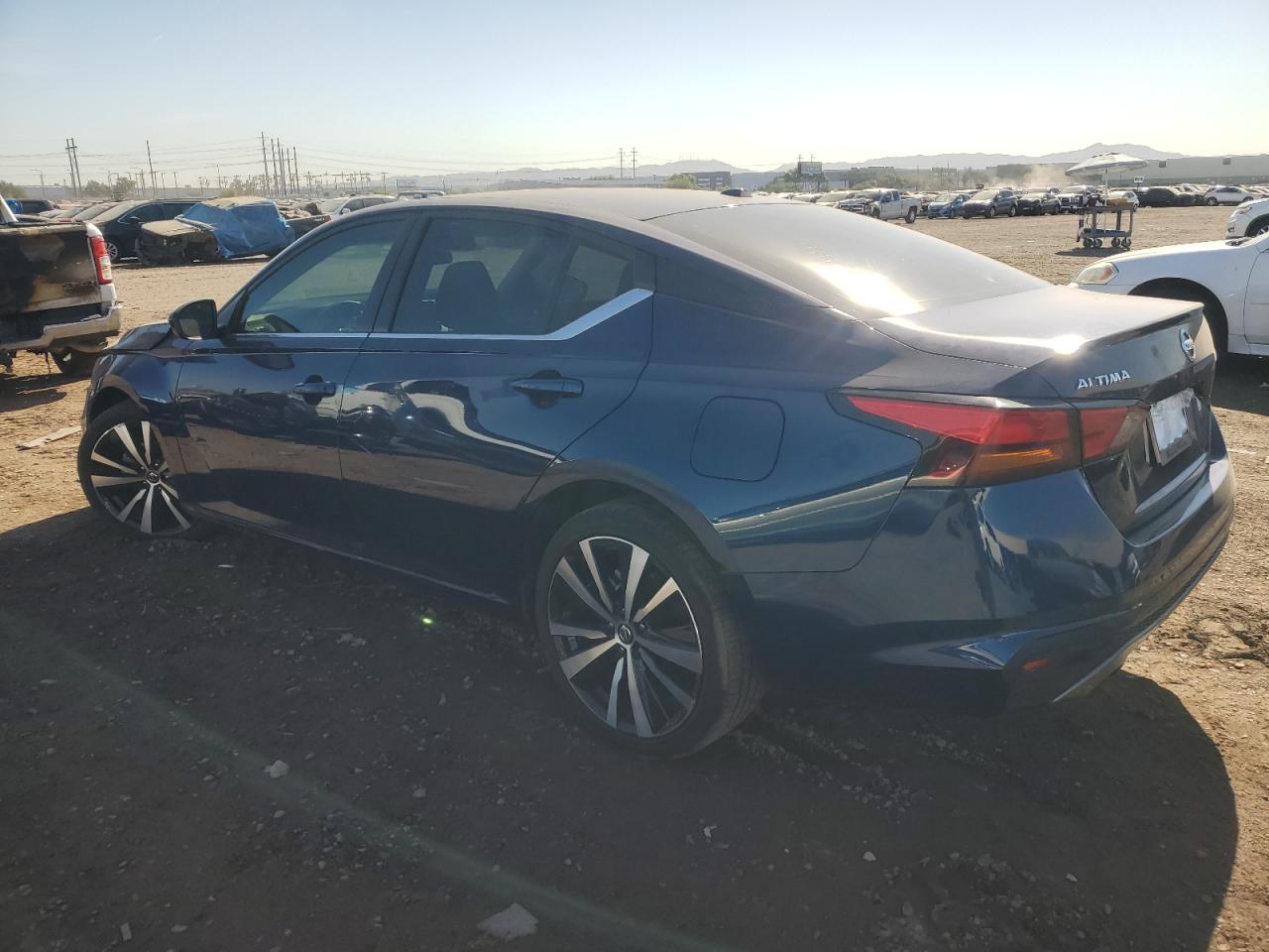 Изображение 2 2022 NISSAN ALTIMA SR 2022 с VIN 1N4BL4CV0NN385963