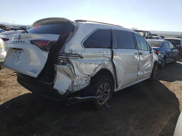 Image 3 of 2021 TOYOTA SIENNA XLE 2021 with VIN 5TDJRKEC6MS021138