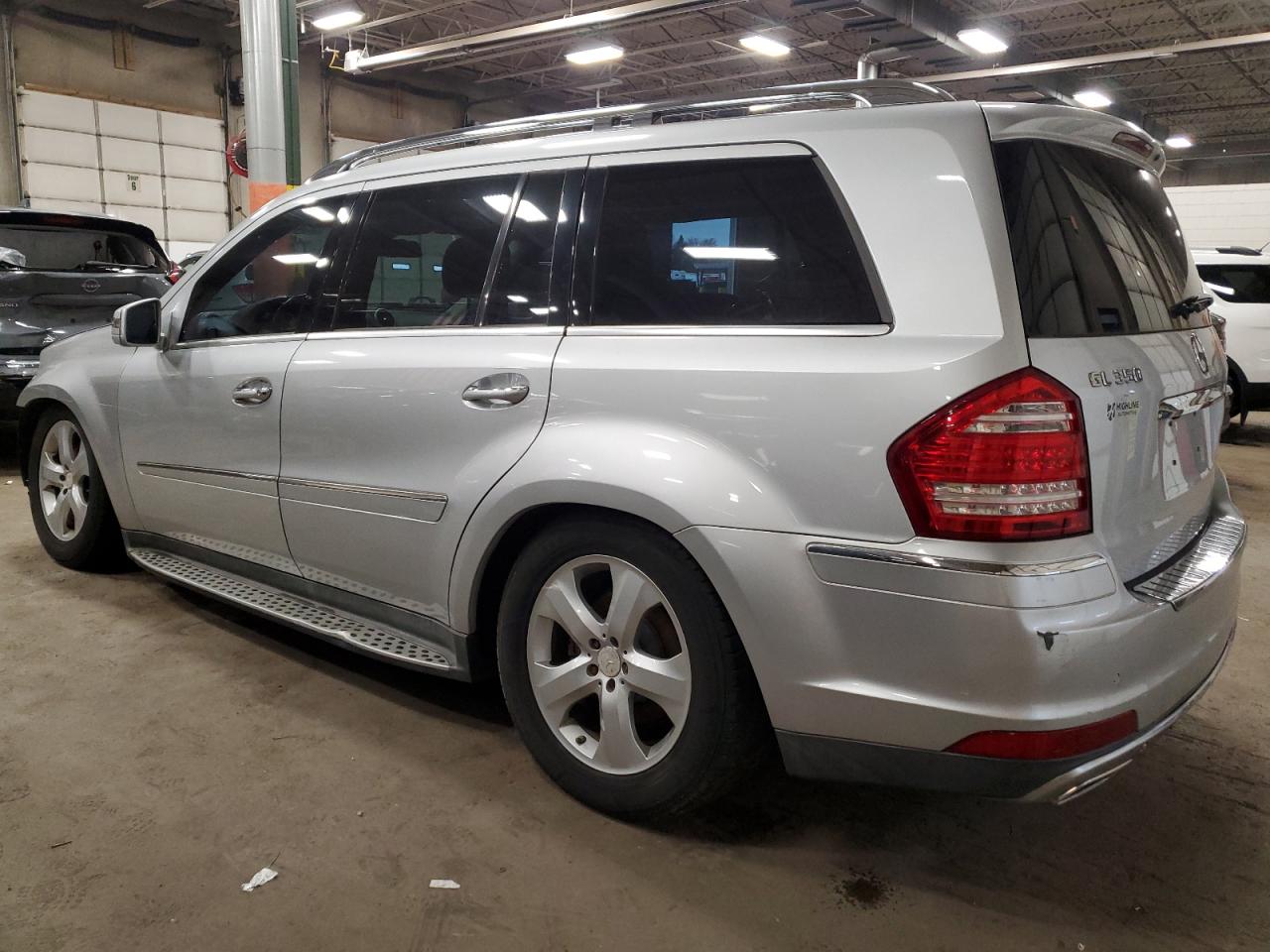 Image 2 of Mercedes-Benz Gl 350 Bluetec 2011 with VIN 4JGBF2FE4BA749625