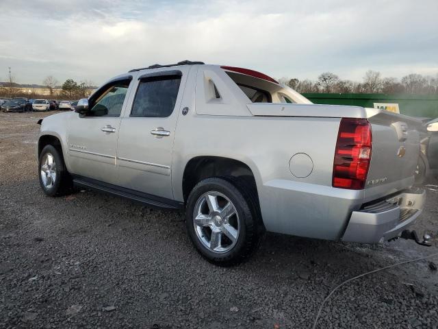 Изображение 2 2013 CHEVROLET AVALANCHE LTZ 2013 с VIN 3GNTKGE7XDG364022