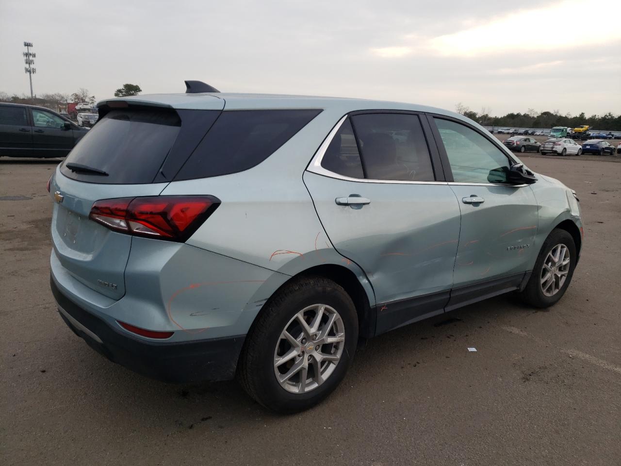 Obraz 3 z 2022 CHEVROLET EQUINOX LT 2022 z VIN 2GNAXUEV0N6130197