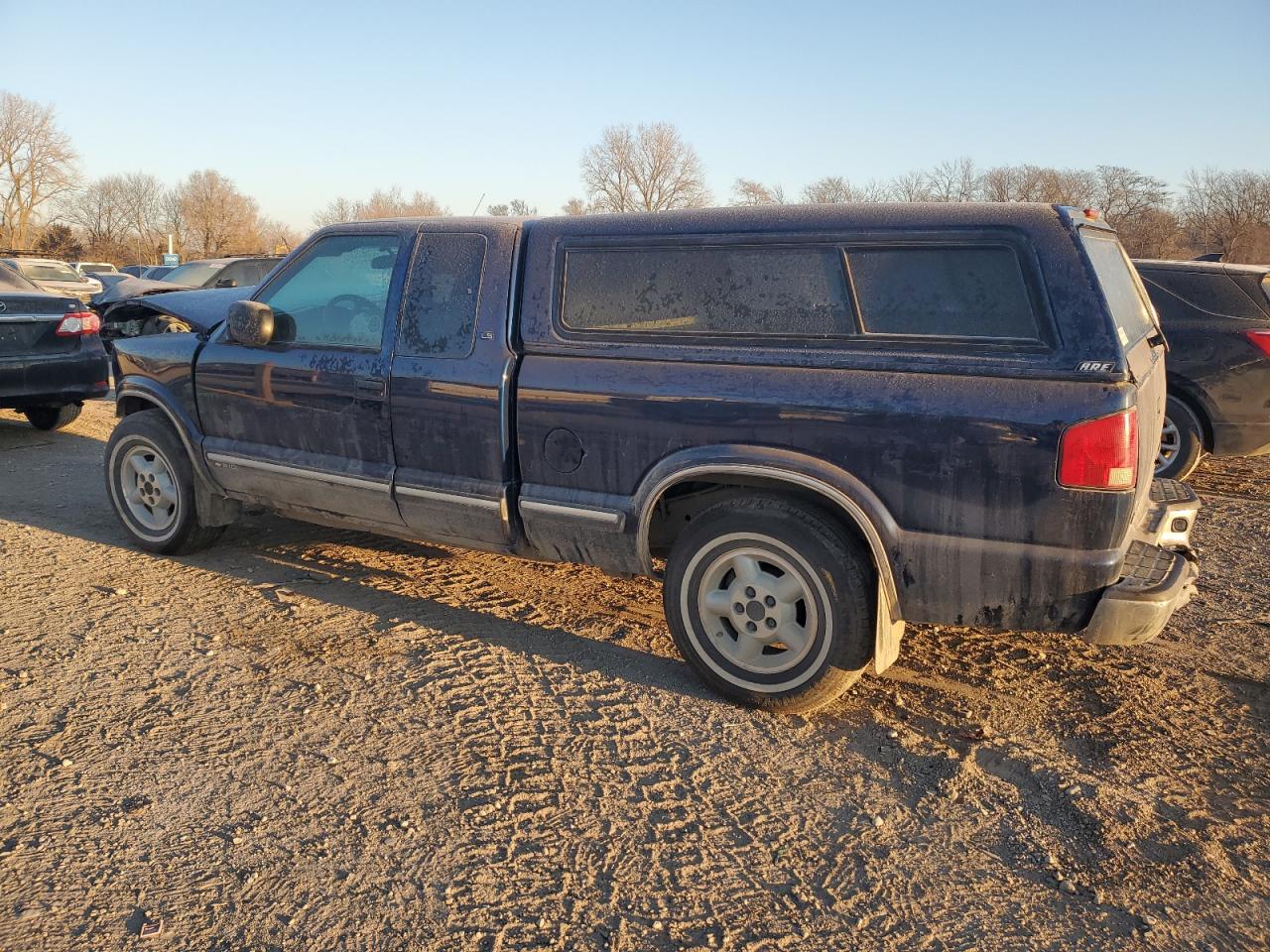 Изображение 2 2002 CHEVROLET S TRUCK S10 2002 с VIN 1GCDT19W928159660