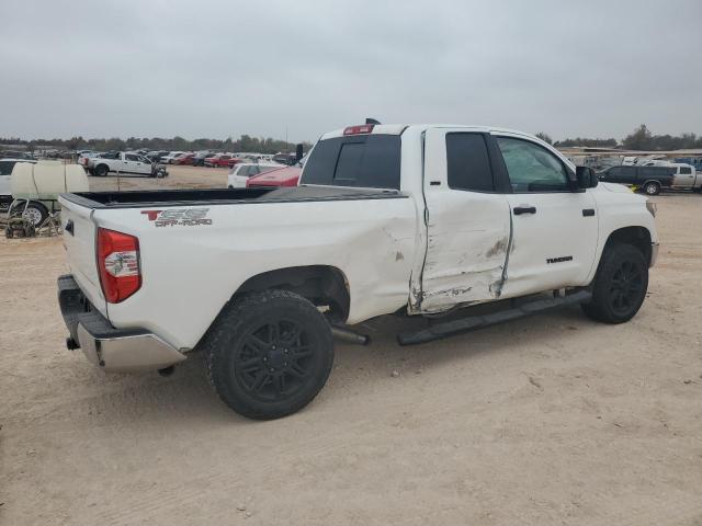 Obraz 3 z 2020 TOYOTA TUNDRA DOUBLE CAB SR/SR5 2020 z VIN 5TFUY5F15LX901397