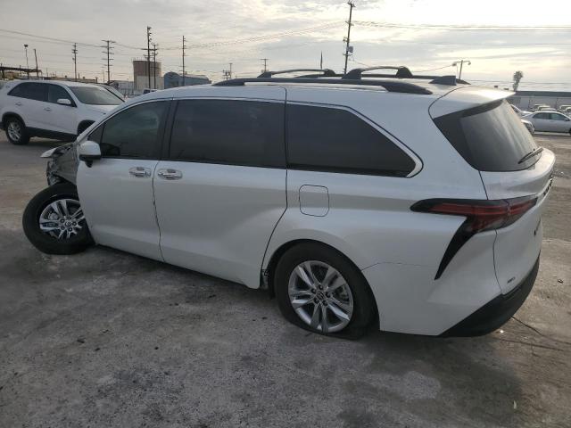 Изображение 2 2022 TOYOTA SIENNA XLE 2022 с VIN 5TDJSKFC5NS048853