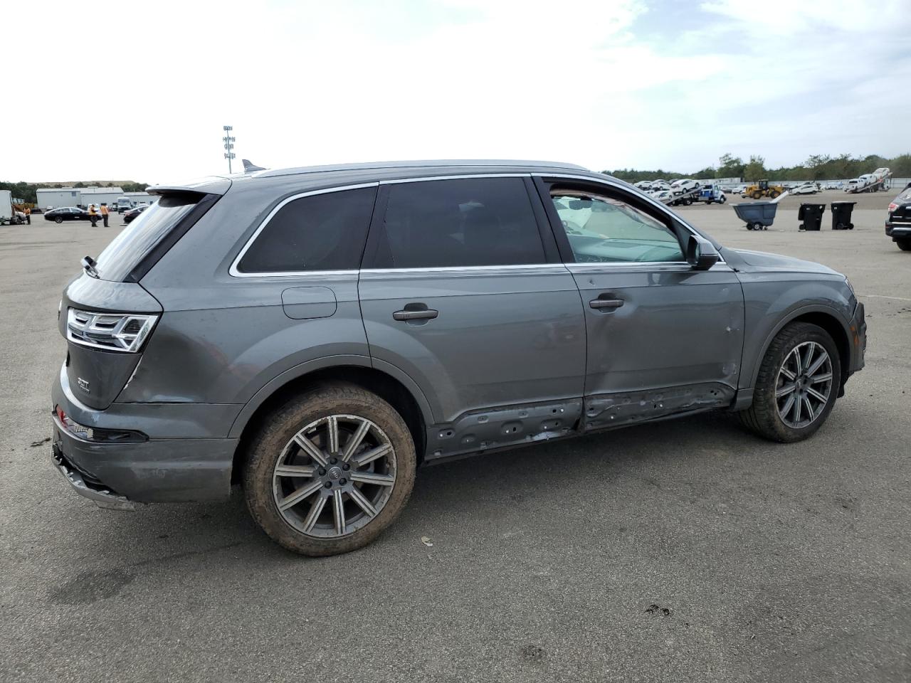Изображение 3 2018 AUDI Q7 PREMIUM PLUS 2018 с VIN WA1LAAF72JD016354