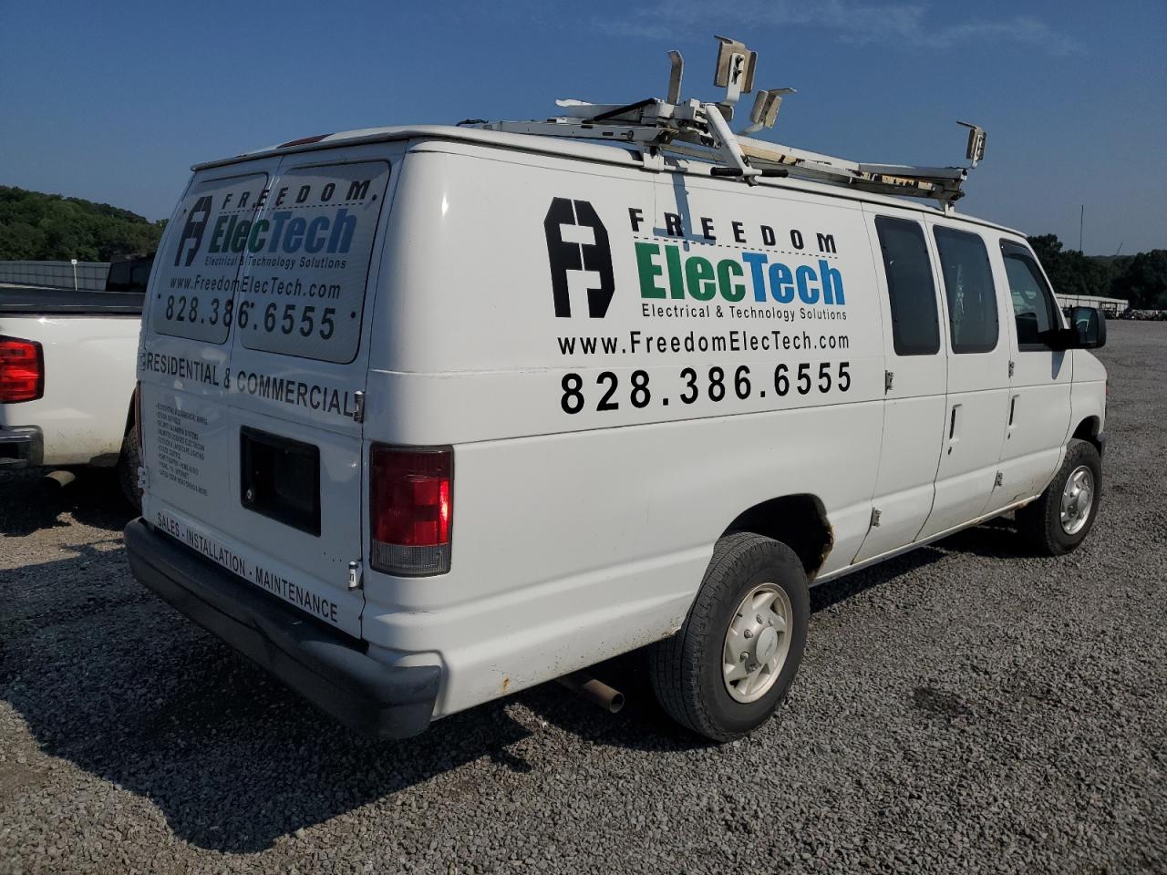 Image 3 of 2009 FORD ECONOLINE E250 VAN 2009 with VIN 1FTNS24W99DA18397