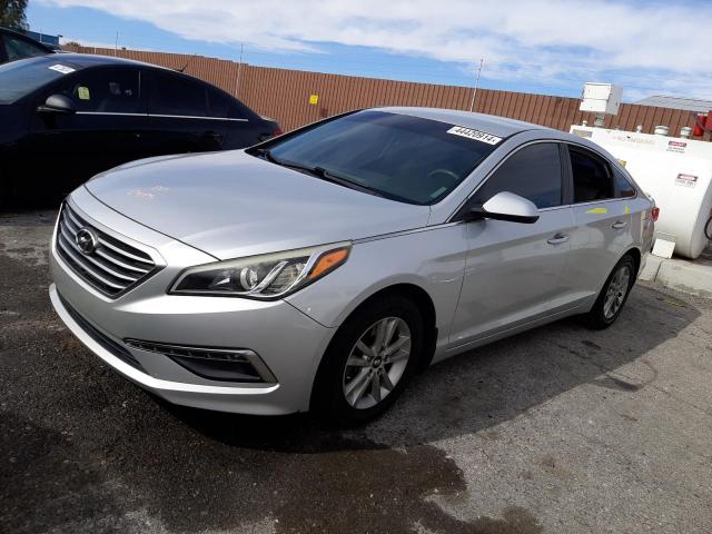 Image 1 of 2015 HYUNDAI SONATA SE 2015 with VIN 5NPE24AF9FH186501
