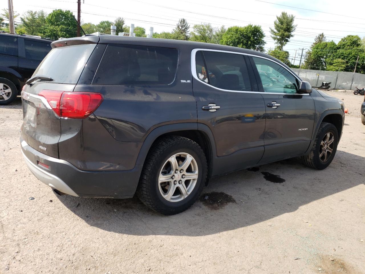 Image 3 of 2017 GMC ACADIA SLE 2017 with VIN 1GKKNRLA2HZ321097