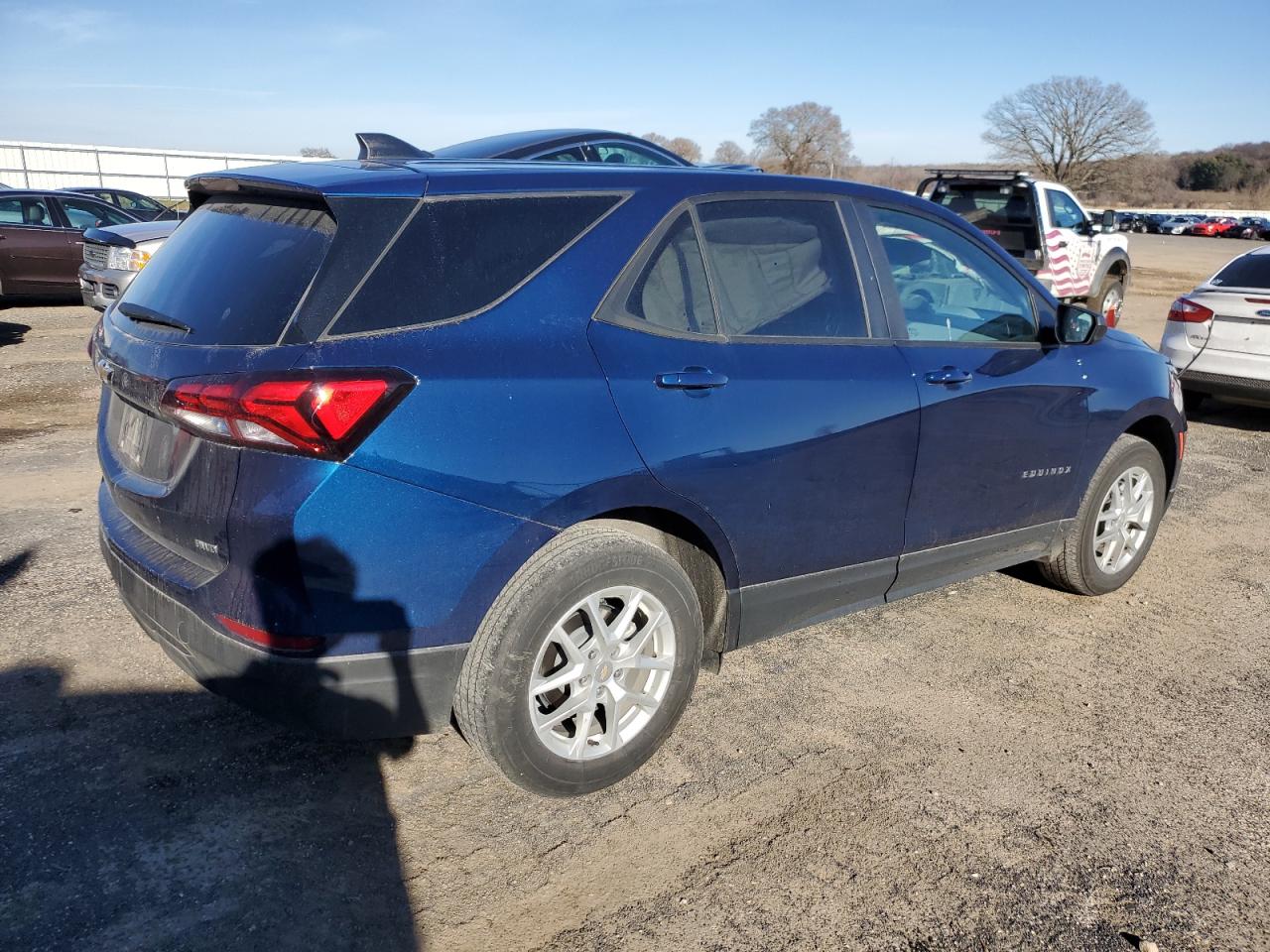 Изображение 3 2022 CHEVROLET EQUINOX LS 2022 с VIN 3GNAXSEV2NS231232