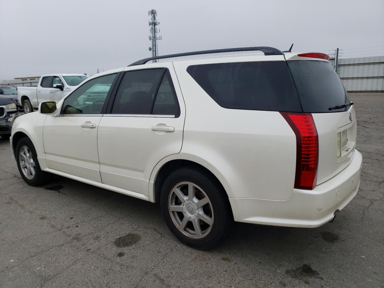 Obraz 2 z 2005 CADILLAC SRX  2005 z VIN 1GYEE637250181848