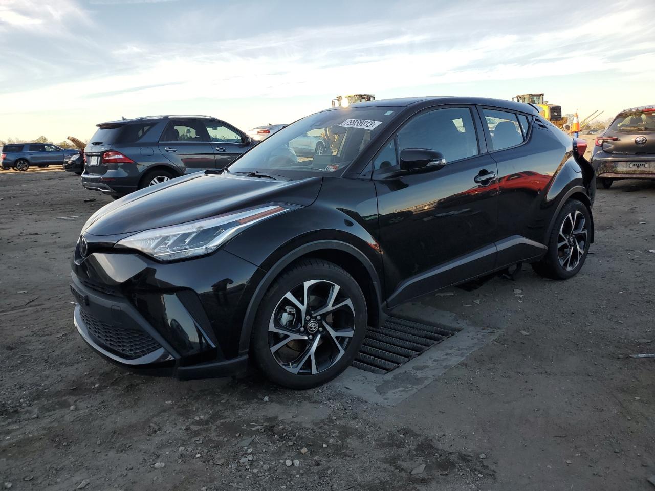 Image 1 of 2021 TOYOTA C-HR XLE 2021 with VIN NMTKHMBX8MR123422