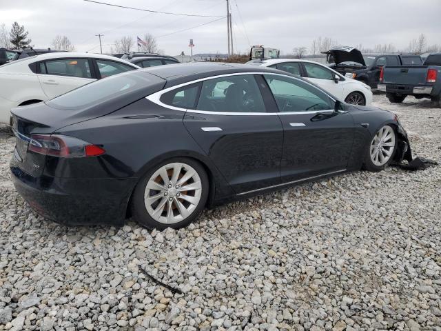 Obraz 3 z 2016 TESLA MODEL S  2016 z VIN 5YJSA1E26GF175791