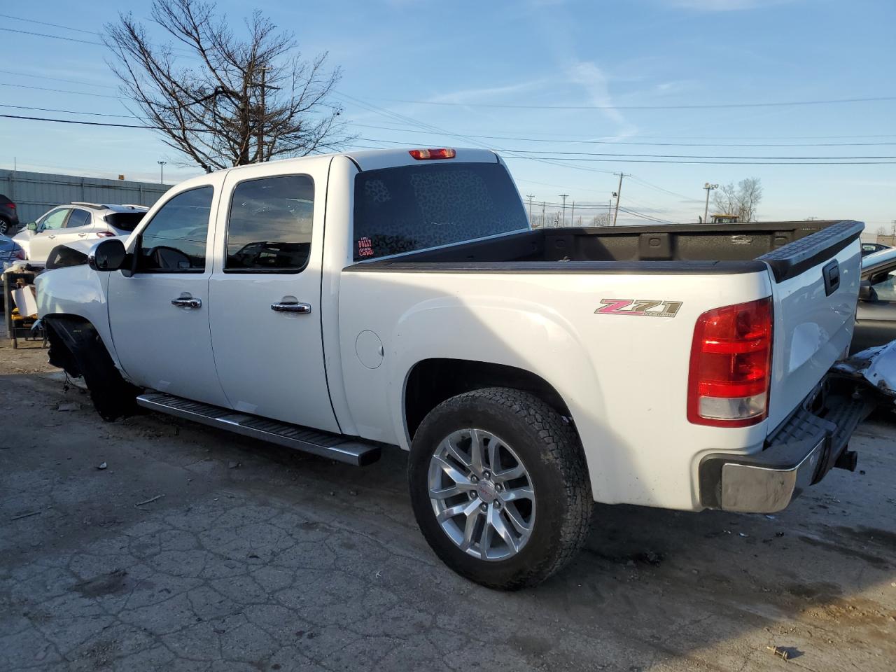 Obraz 2 z 2011 GMC SIERRA K1500 SLE 2011 z VIN 3GTP2VE3XBG358827