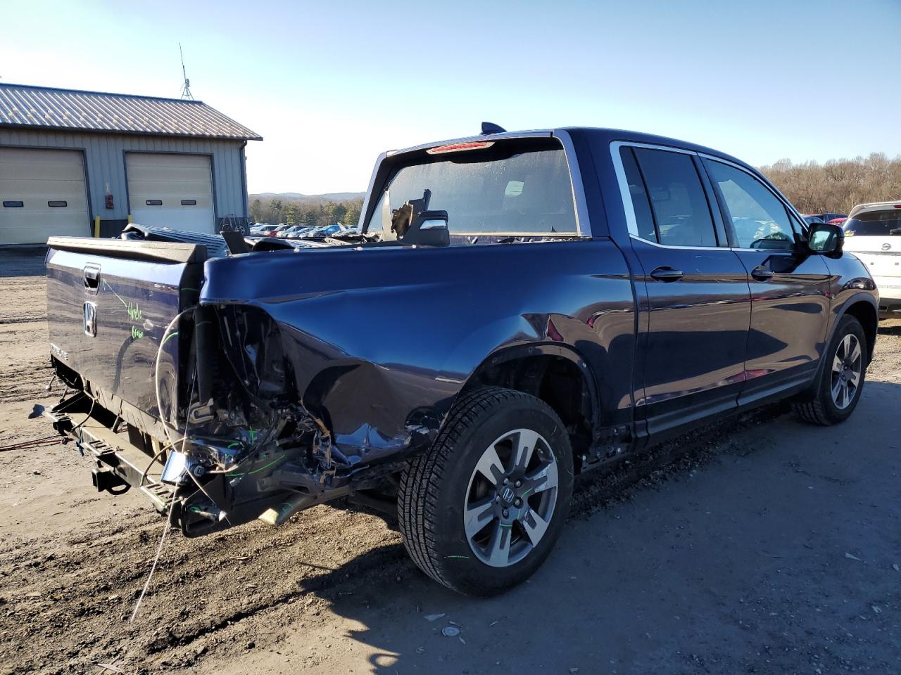Image 3 of 2017 HONDA RIDGELINE RTL 2017 with VIN 5FPYK2F67HB003762