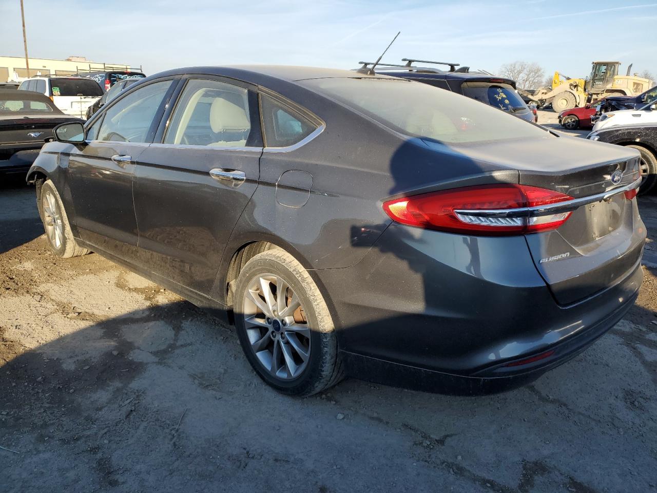 Изображение 2 2017 FORD FUSION SE 2017 с VIN 3FA6P0H74HR126144