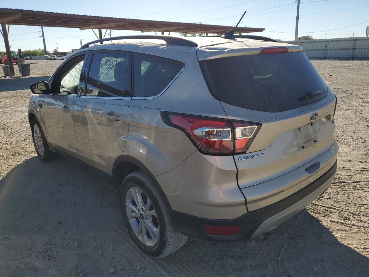 Image 2 of 2018 FORD ESCAPE SEL 2018 with VIN 1FMCU0HD6JUA03967