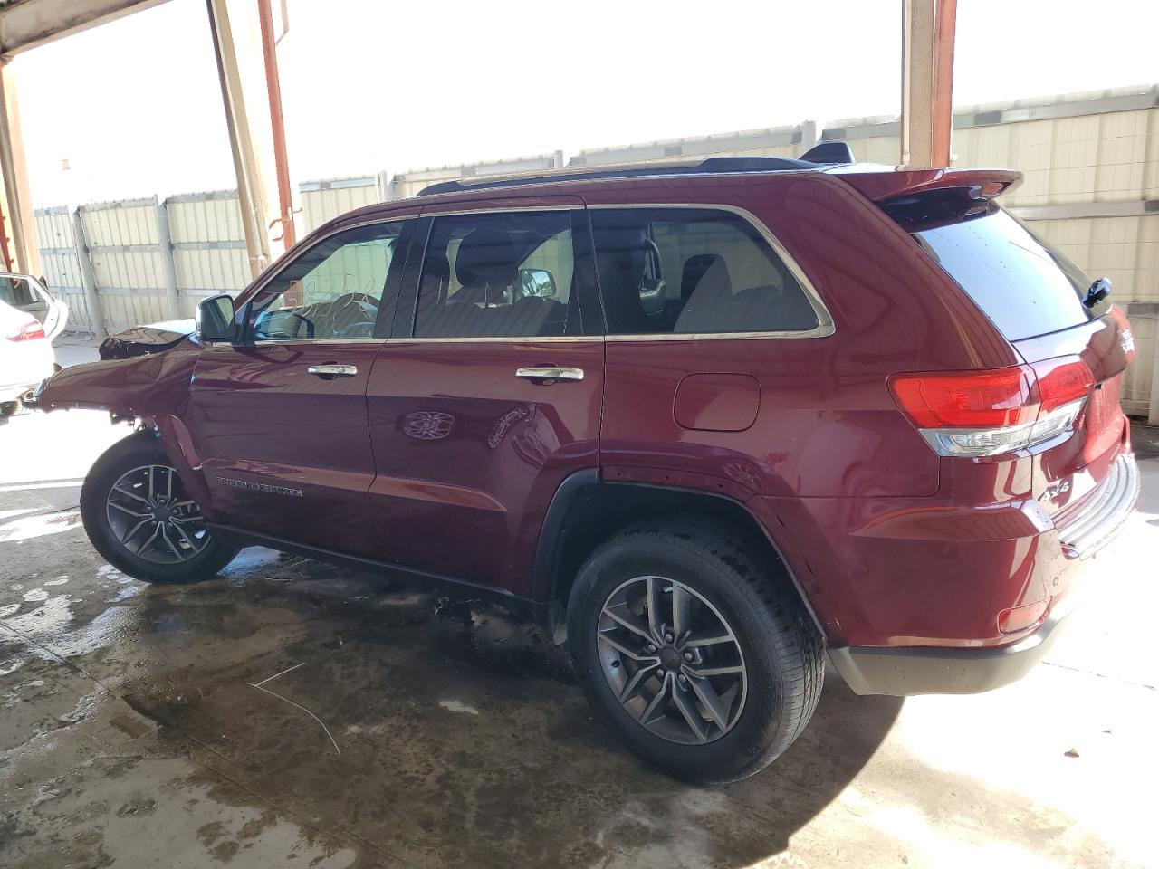 Image 2 of 2019 JEEP GRAND CHEROKEE LIMITED 2019 with VIN 1C4RJFBG4KC778479