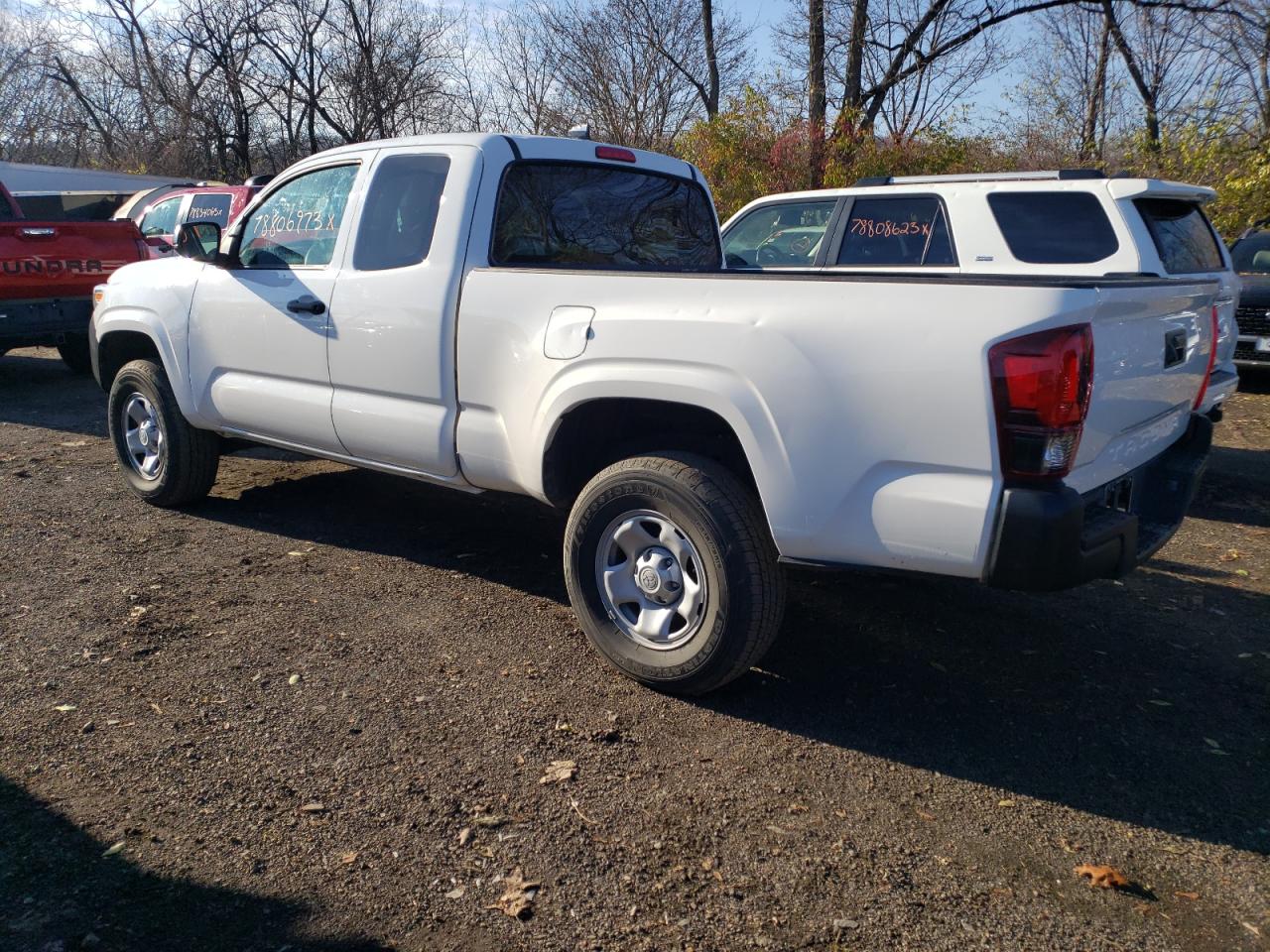 Obraz 2 z 2022 TOYOTA TACOMA ACCESS CAB 2022 z VIN 3TYRX5GN4NT049583
