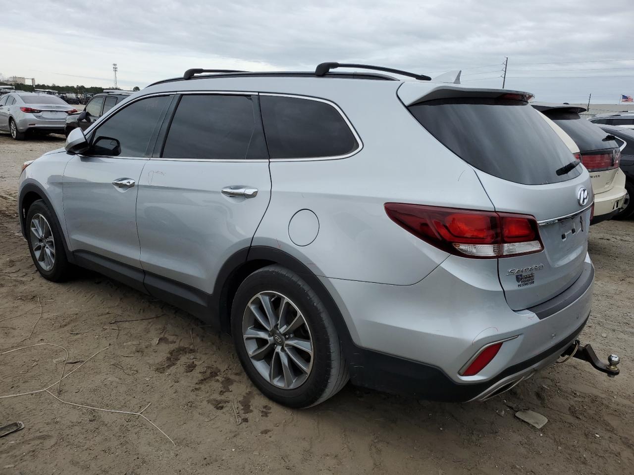 Image 2 of 2017 HYUNDAI SANTA FE SE 2017 with VIN KM8SM4HF6HU242871