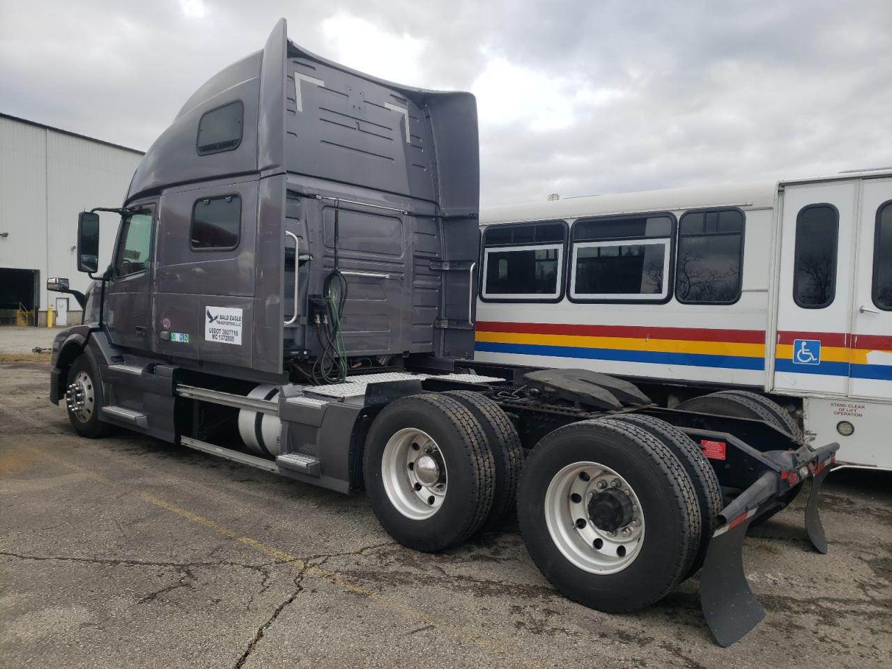 Obraz 3 z 2018 VOLVO VN VNL 2018 z VIN 4V4NC9TH2JN887192